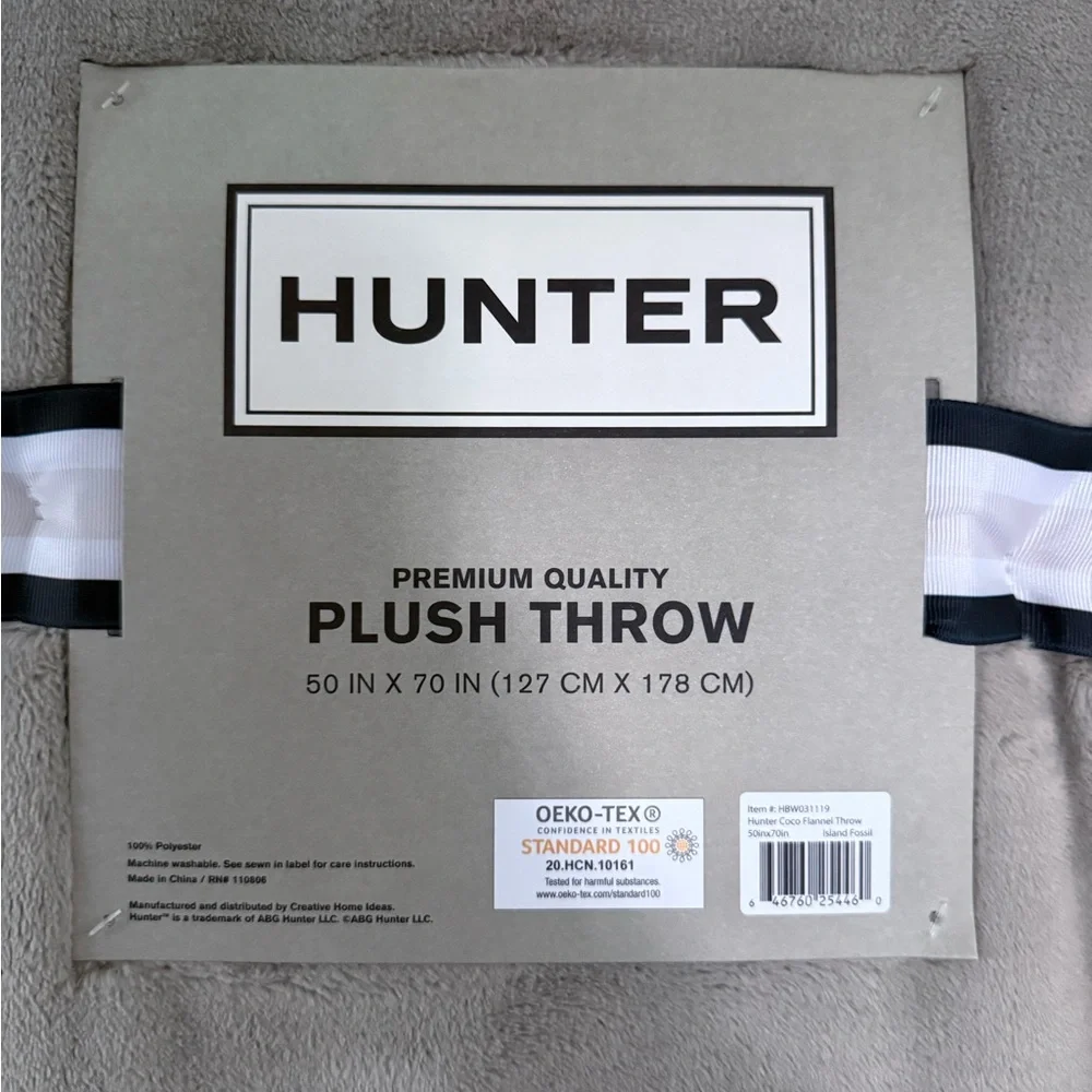 Hunter CoCo Flannel Throw‎ | NWT